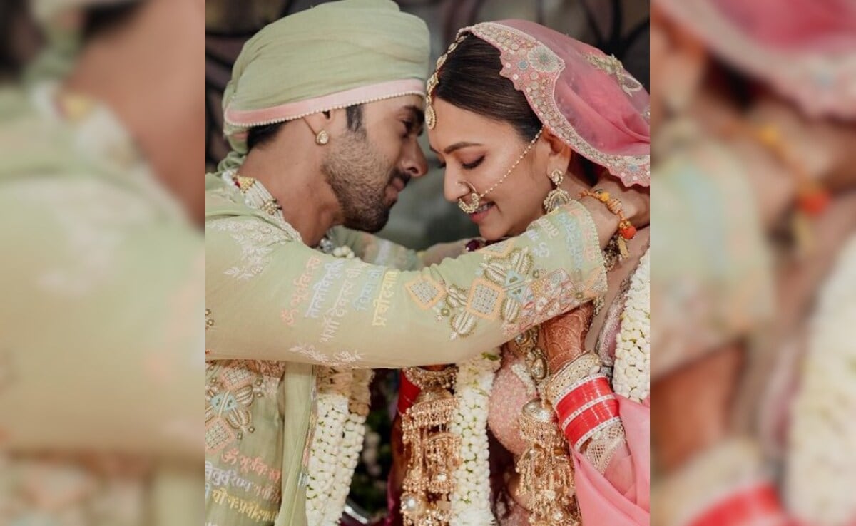 Kriti Kharbanda Shares Unseen Pic Of Husband Pulkit Samrat From Their Wedding: "This Smile And This Boy" - NDTV Movies