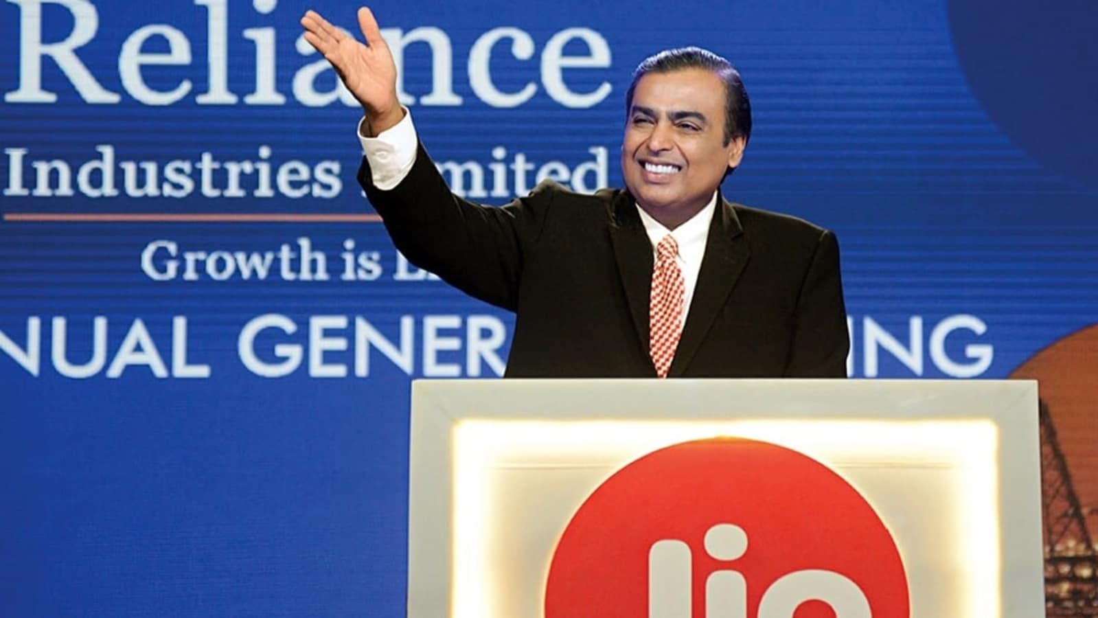 Mukesh Ambani birthday: 10 inspirational quotes from the billionaire for every entrepreneur - Hindustan Times