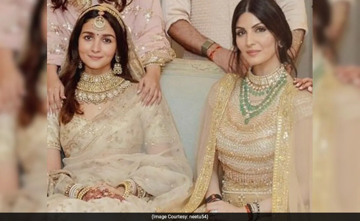 Riddhima Kapoor Sahni On Sister-In-Law Alia Bhatt: "My Brother Has Lucked Out With Her" - NDTV Movies