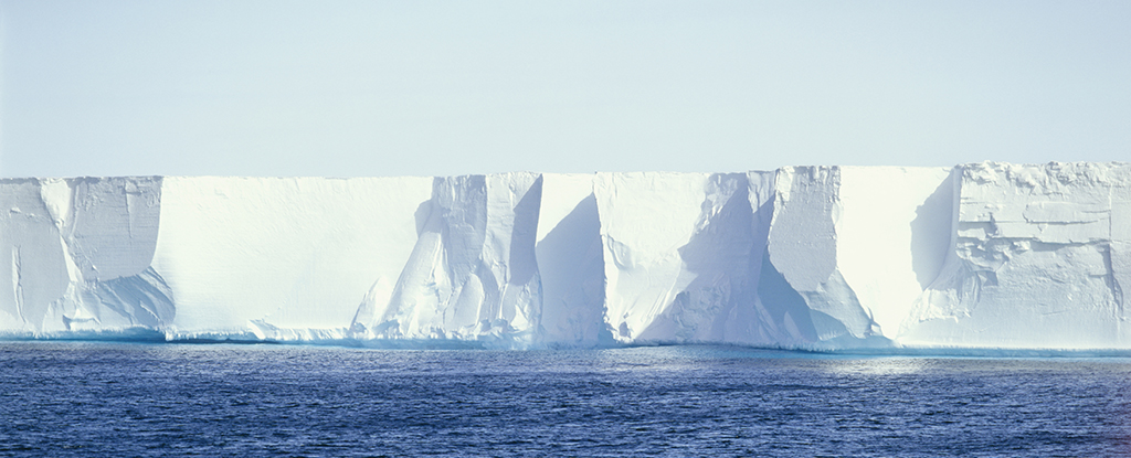 Antarctic Ice Shelf The Size of France Suddenly Jumps Once or Twice a Day - ScienceAlert