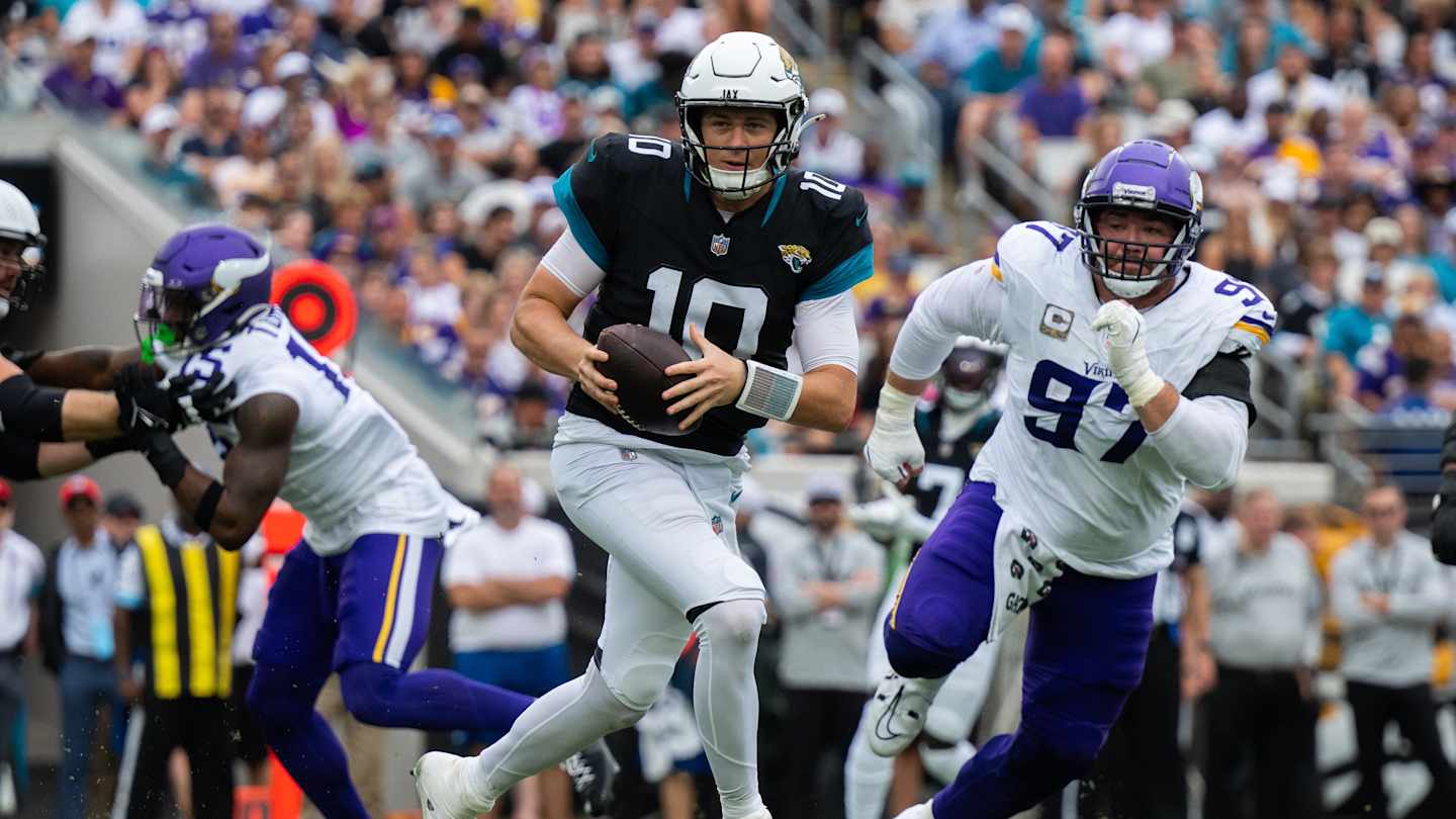 Vikings survive in Jacksonville as Mac Jones out-disasters Sam Darnold - Sports Illustrated