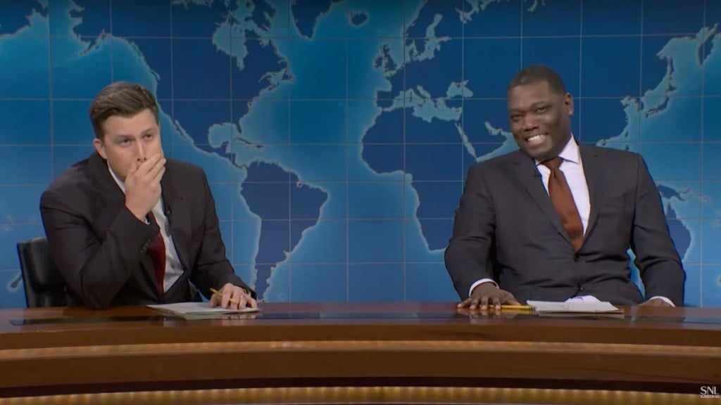 Michael Che ‘Admits’ to Jeffrey Epstein Friendship, Colin Jost Uses ‘Black Voice’ in Annual ‘SNL’ Joke Swap | Video - Yahoo Entertainment