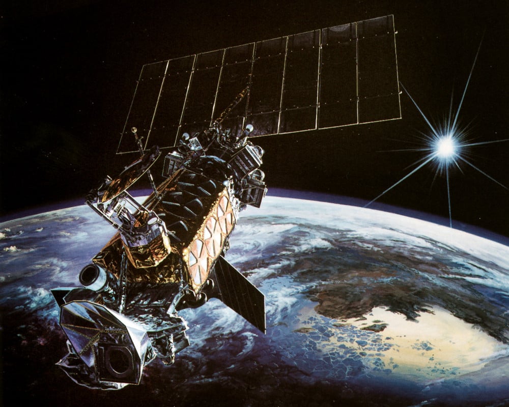 Retired military weather satellite breaks up - SpaceNews